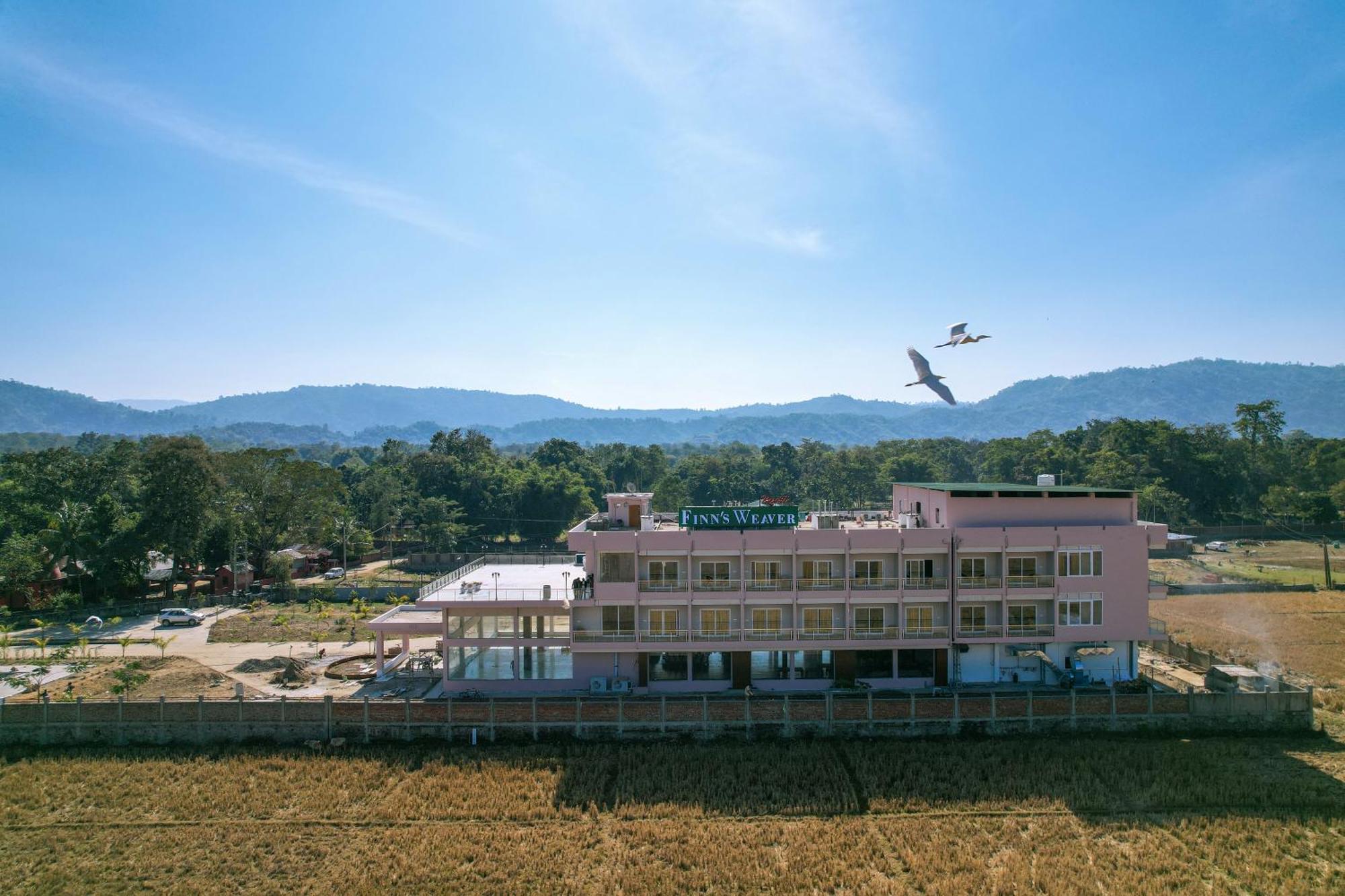 Finn'S Weaver Resort, Казиранга Экстерьер фото